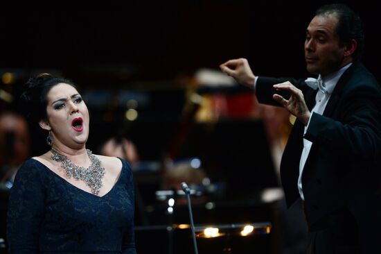 World opera stars gala concert marks Galina Vishnevskaya's 90th birthday