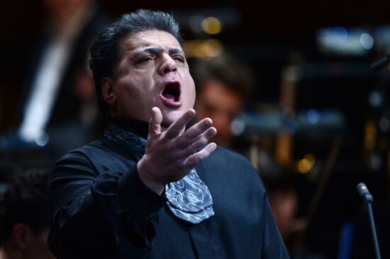 World opera stars gala concert marks Galina Vishnevskaya's 90th birthday