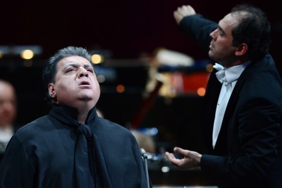 World opera stars gala concert marks Galina Vishnevskaya's 90th birthday