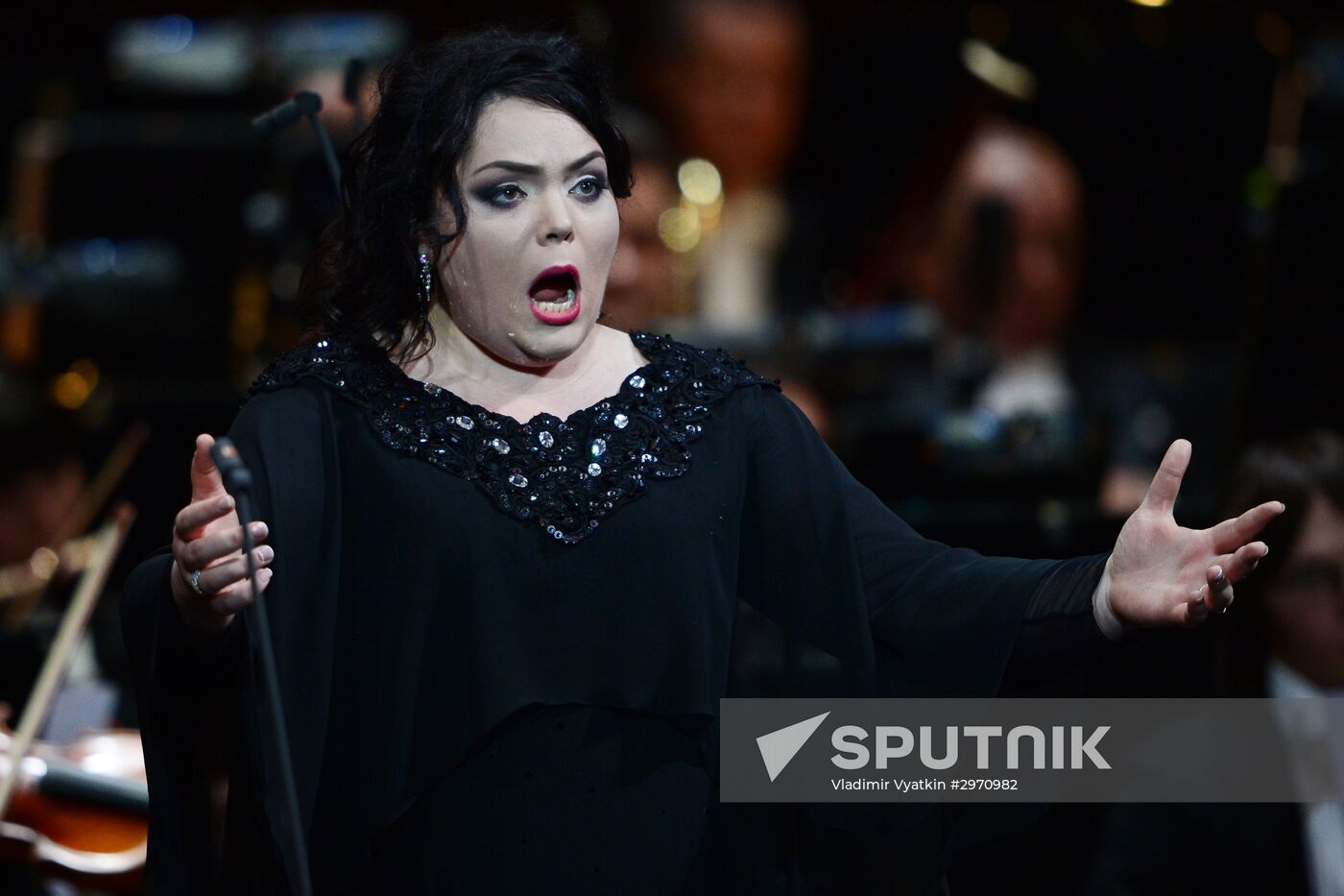 World opera stars gala concert marks Galina Vishnevskaya's 90th birthday