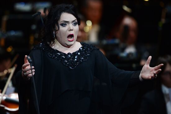 World opera stars gala concert marks Galina Vishnevskaya's 90th birthday