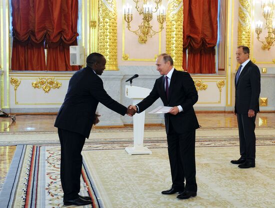 President Vladimir Putin receives credentials from 19 foreign ambassadors