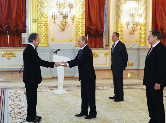 President Vladimir Putin receives credentials from 19 foreign ambassadors