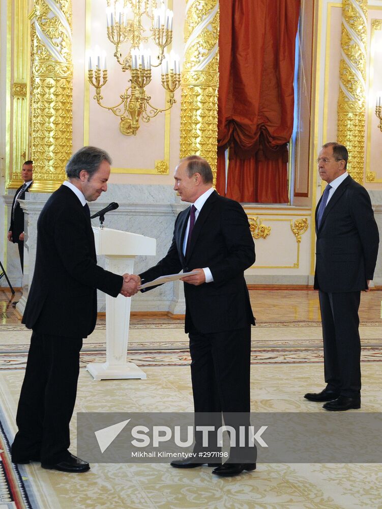 President Vladimir Putin receives credentials from 19 foreign ambassadors