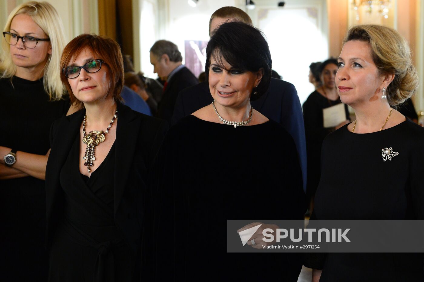 Gala concert by world opera stars on 90th anniversary of Galina Vishnevskaya's birthday