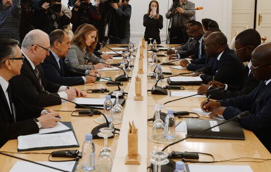 Russian Foreign Minister Sergei Lavrov meets with Foreign Minister of Benin Aurelien Agbenonci