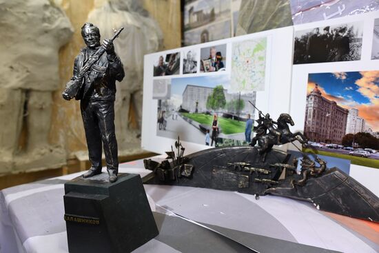 Mikhail Kalashnikov monument project