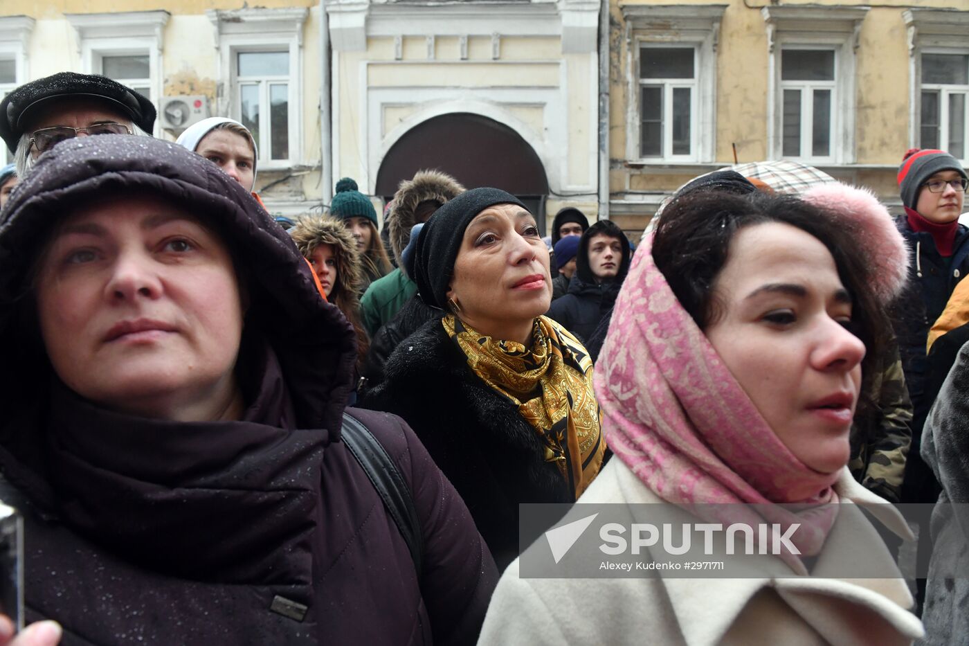 Unveiling of plaque in tribute to Viktor Monyukov