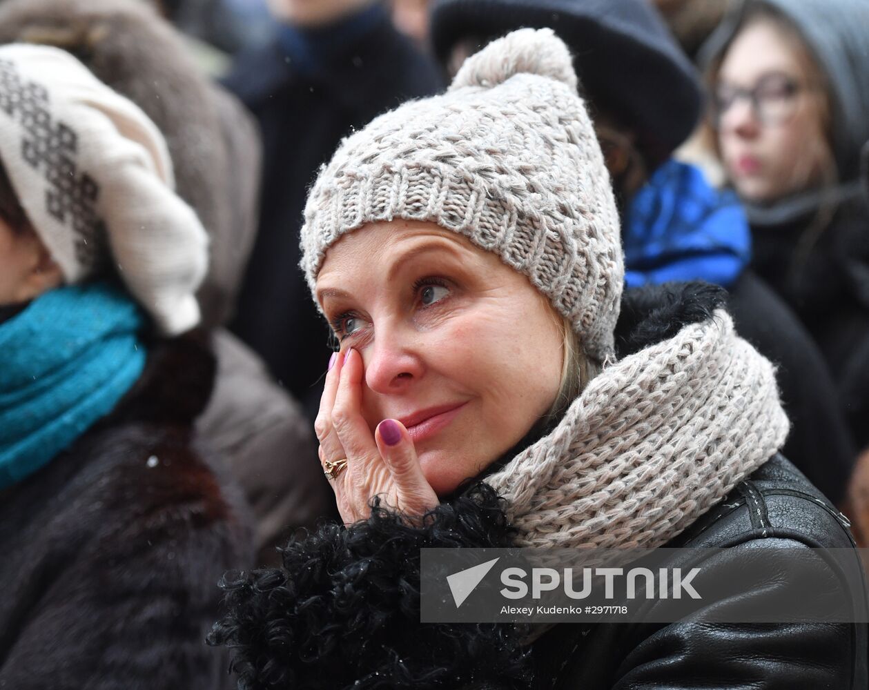 Unveiling of plaque in tribute to Viktor Monyukov