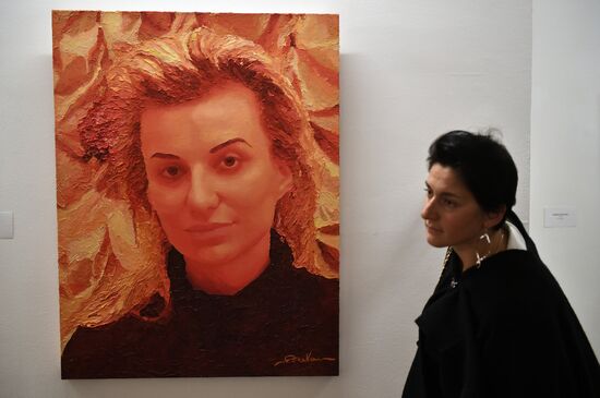 Stas Namin's exhibtion "Unreservedly"