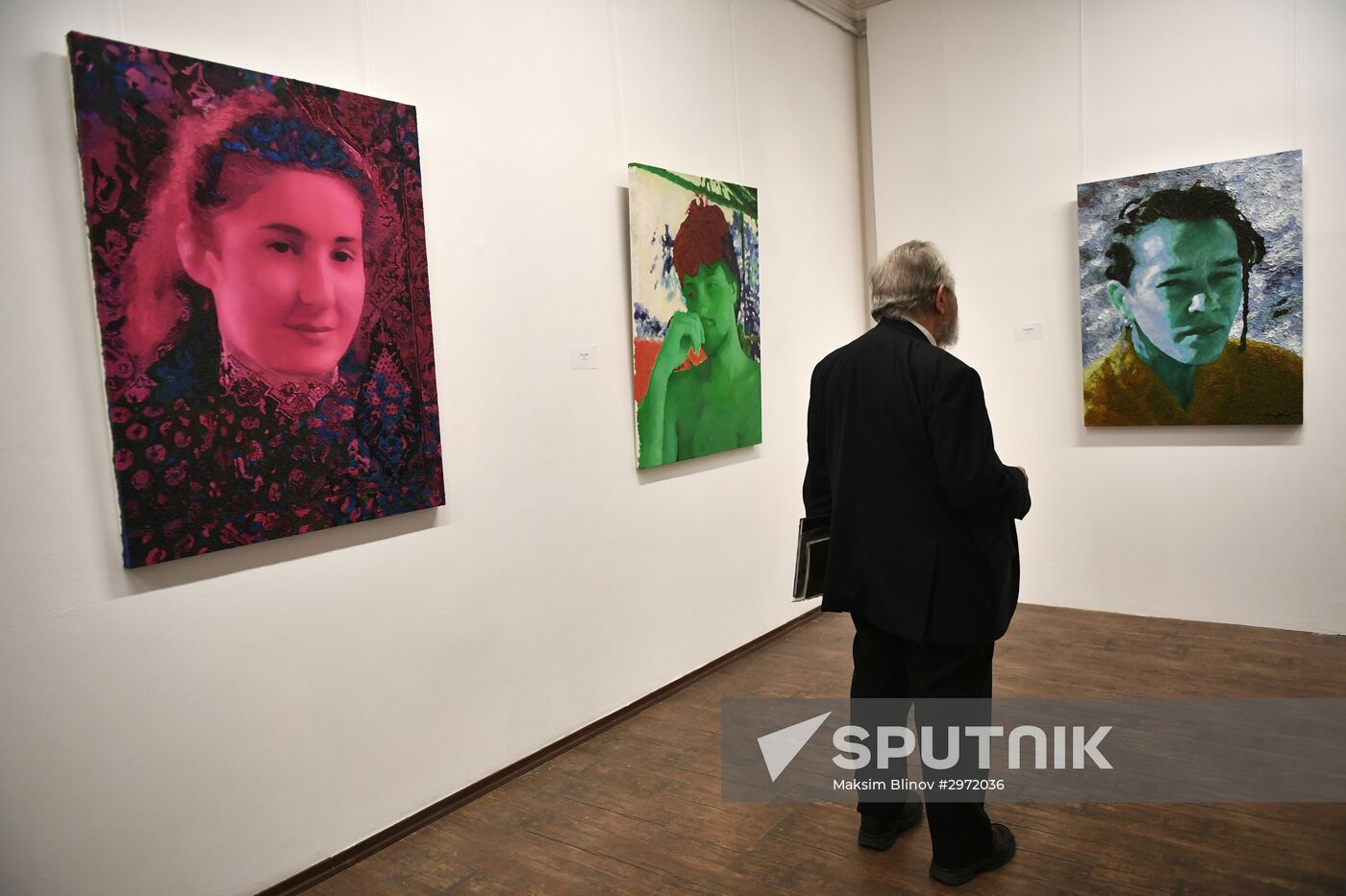 Stas Namin's exhibtion "Unreservedly"