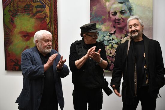 Stas Namin's exhibition "Unreservedly"