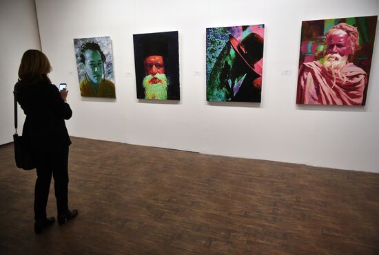 Stas Namin's exhibtion "Unreservedly"