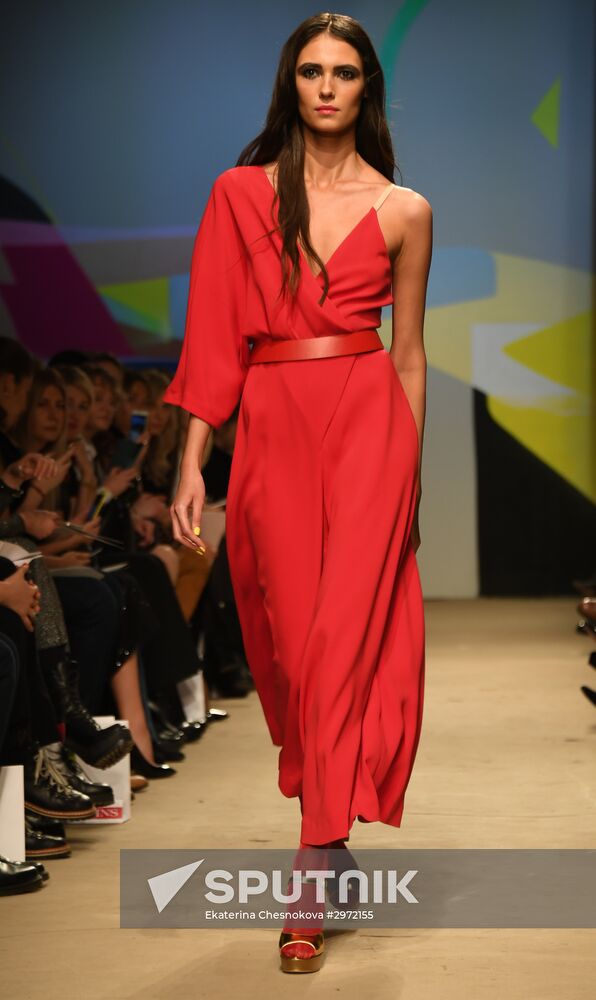 CHAPURIN prêt-a-porter fashion show