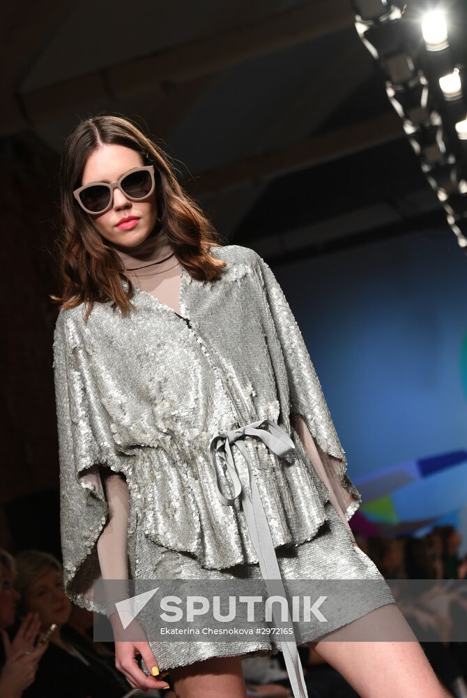 CHAPURIN prêt-a-porter fashion show