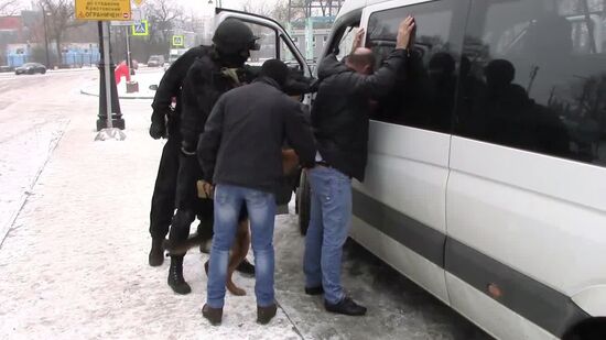 FSB arrests two Russians for arranging illegal border crossing