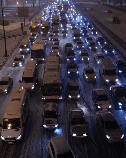 Car traffic in Moscow