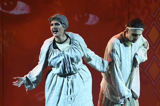Dmitry Malikov's show "Turn the Game Upside Down" premiered
