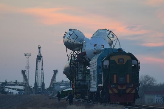 Soyuz FG carrier rocket with Soyuz MS-03 manned spacecraft moved to launch pad