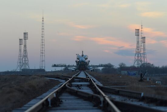 Soyuz FG carrier rocket with Soyuz MS-03 manned spacecraft moved to launch pad