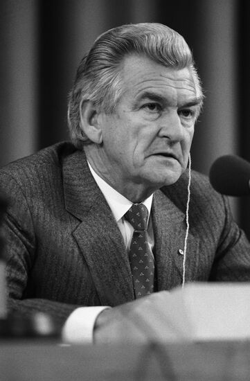 Australian Prime Minister Robert James Lee Hawke's visit to USSR