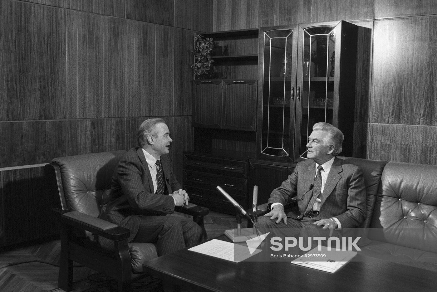 Australian Prime Minister Robert James Lee Hawke's visit to USSR