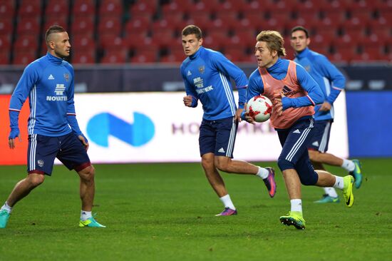 Russian national football team holds training session