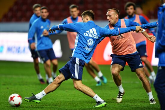 Russian national football team holds training session