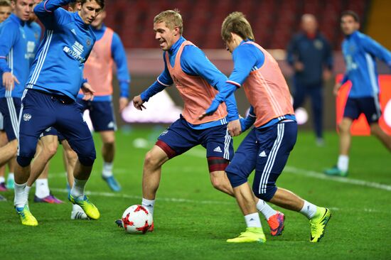 Russian national football team holds training session