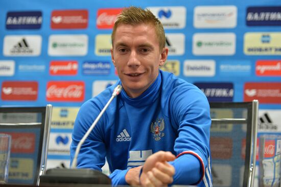 Russian national football team holds training session