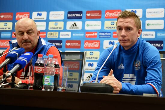 Russian national football team holds training session