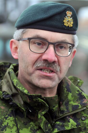 Commander of Canadian Army Paul Wynnyk inspects Ukrainian military units