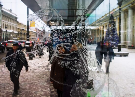 First smart public transport stop in St. Petersburg