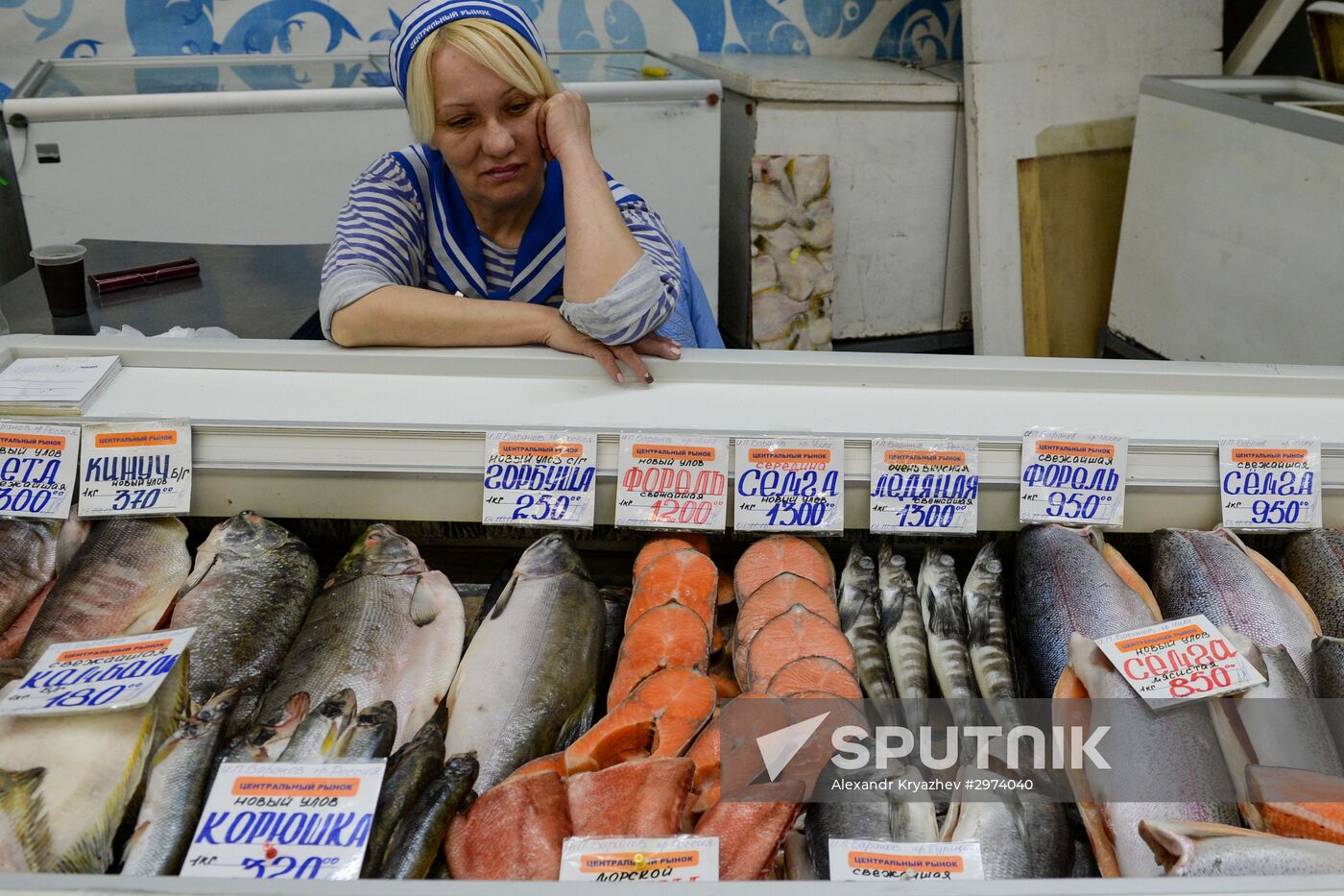 The central marketplace in Novosibirsk