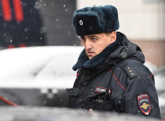 Situation near Russian Investigative Committee and Ministry of Economic Development after Alexei Ulyukayev's arrest