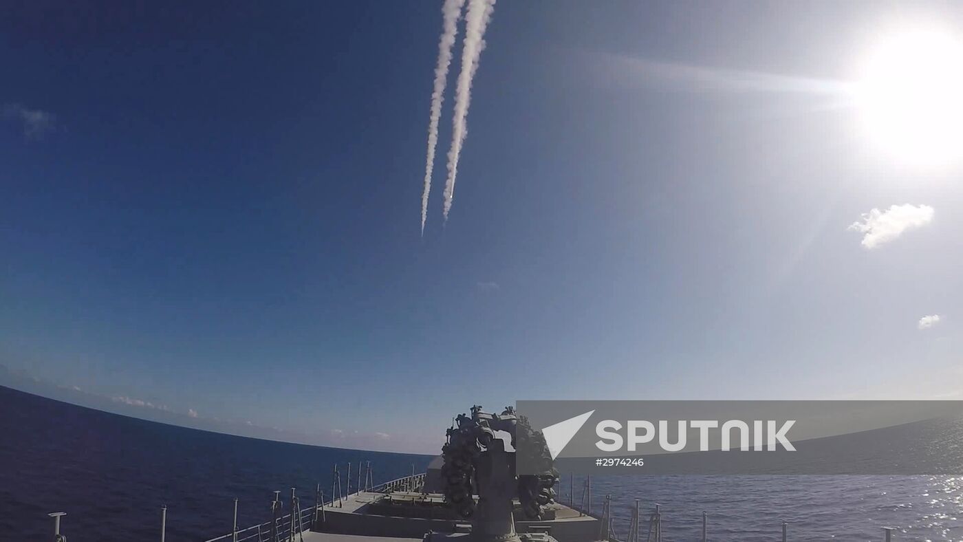 Admiral Kuznetsov aircraft carrier and Admiral Grigorovich patrol ship deployed in Syria for the first time ever