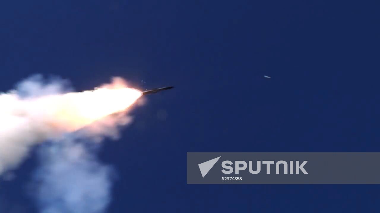 Russia's Oniks cruise missiles target terrorists' facilities in Syria