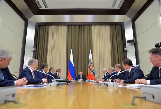 President Vladimir Putin holdss meeting on the development strategy for Roscosmos State Corporation