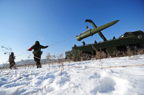 Missile and artillery units of the Fifth Russian Army train in the Primorye Territory