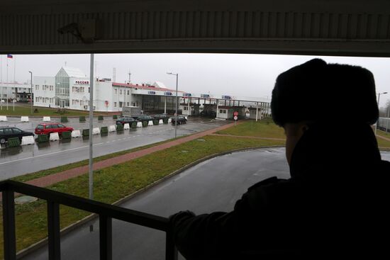 Mamonovo-Grzechotki border checkpoint in Kaliningrad Region