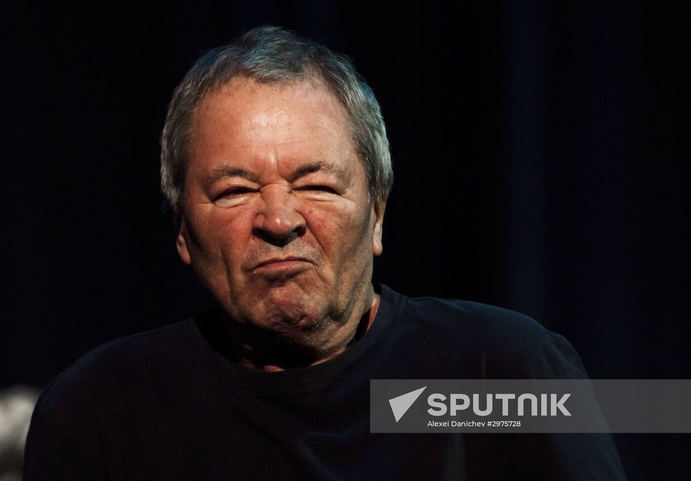 Deep Purple Ian Gillan gives concert in St. Petersburg