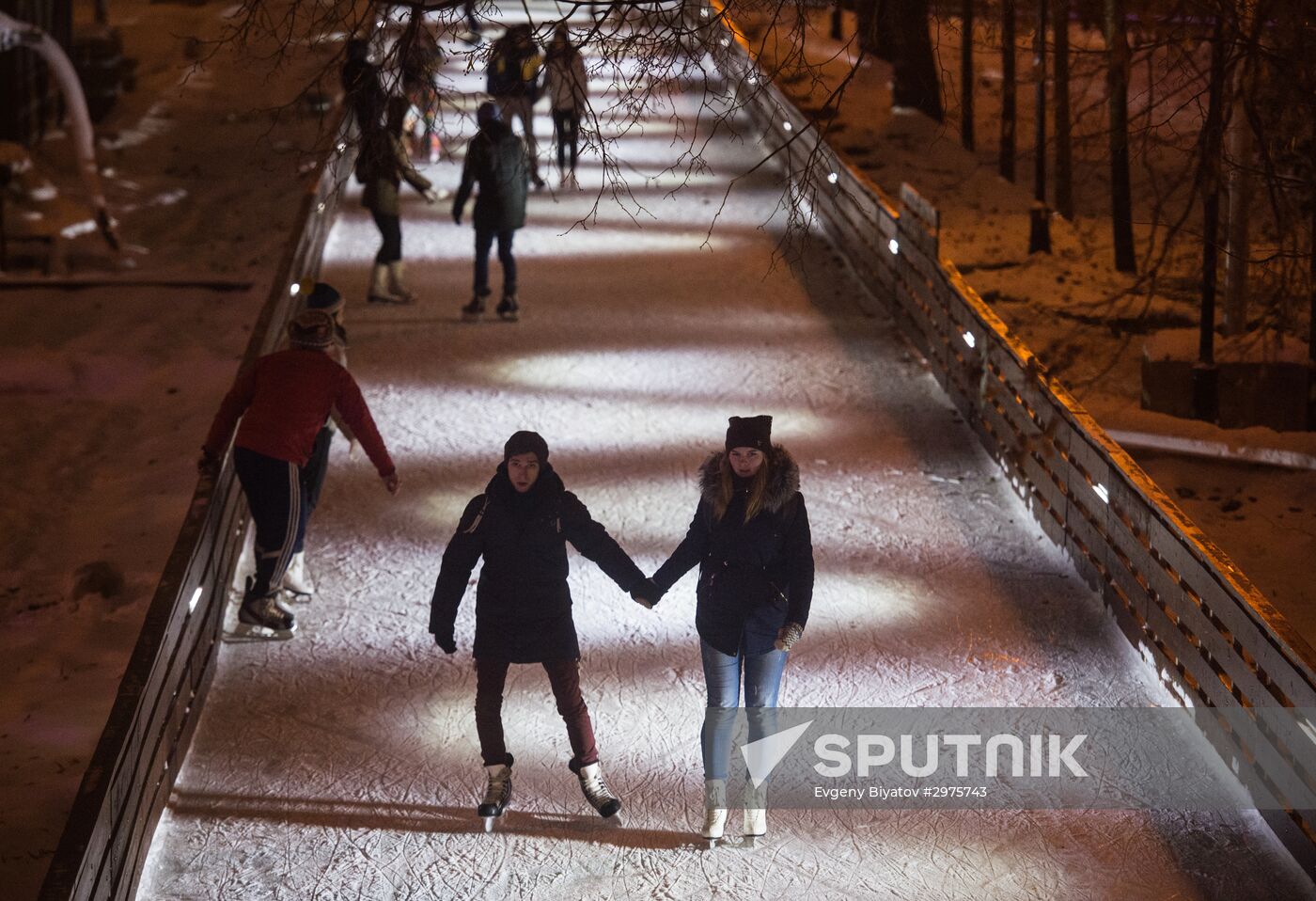 Street Rink opened for skating in Gorky Park