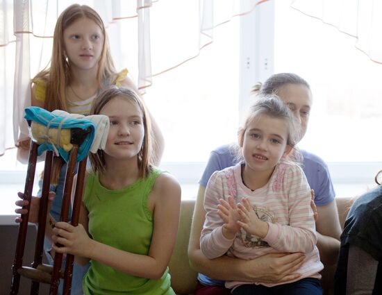 Father Frost visits children's hospital in Ufa