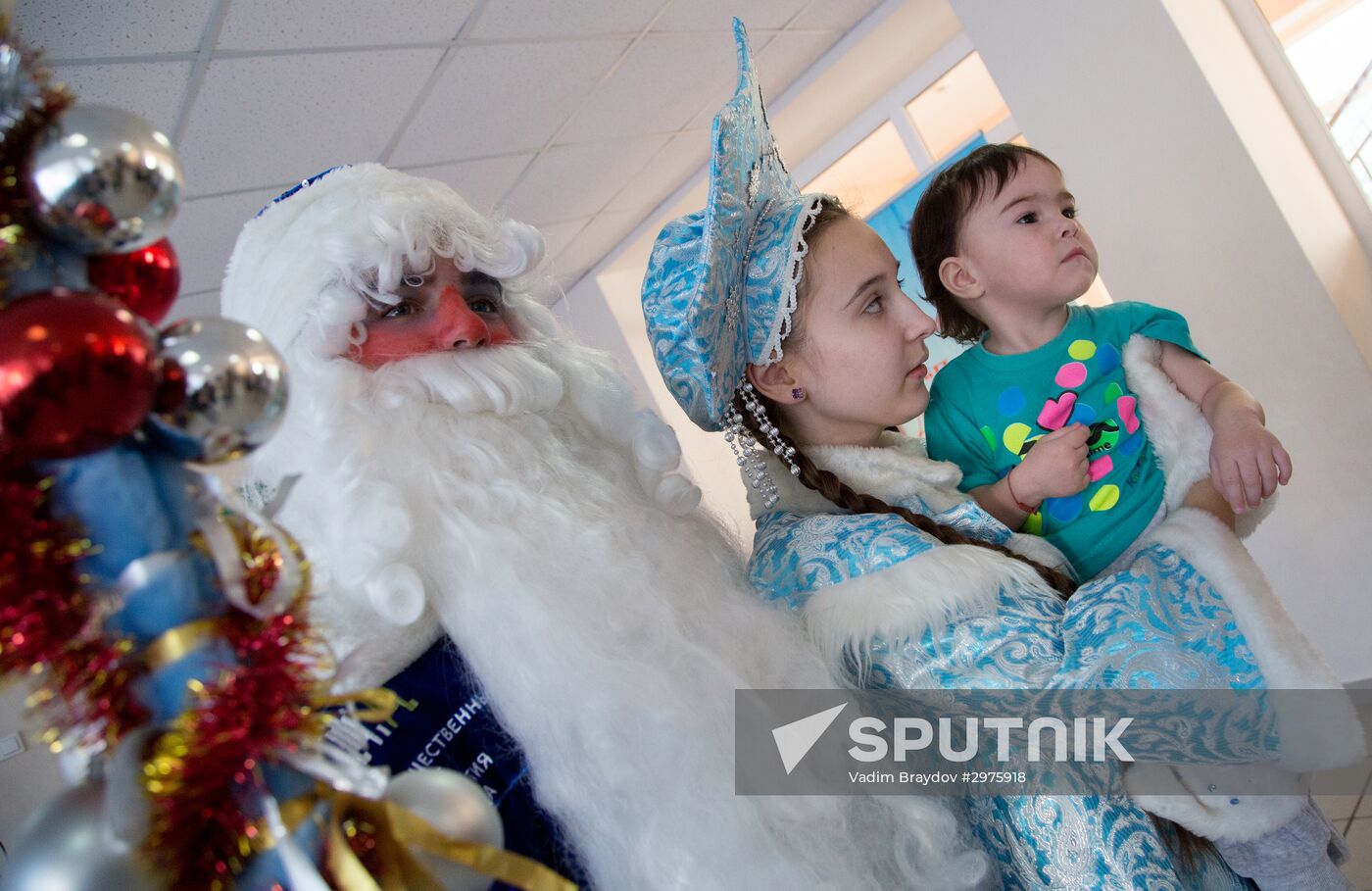 Father Frost visits children's hospital in Ufa