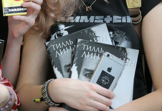 Rammstein frontman Till Lindemann presents his book in Moscow