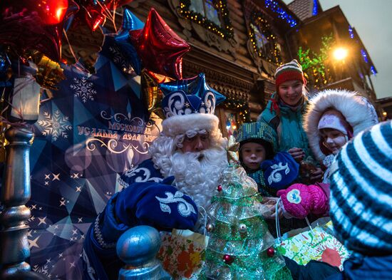 Father Frost celebrates birthday at his Moscow estate