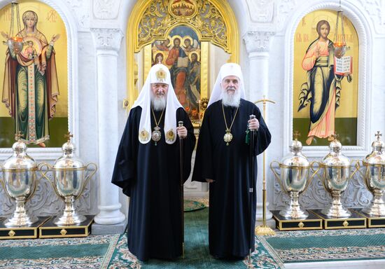 Patriarch of Moscow Kirill meets with heads of local Orthodox churches