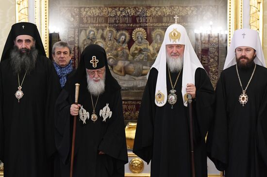 Patriarch of Moscow Kirill meets with heads of local Orthodox churches
