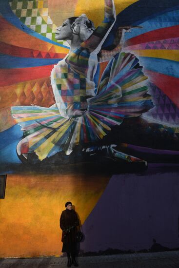 Maya Plisetskaya monument unveiled in Moscow