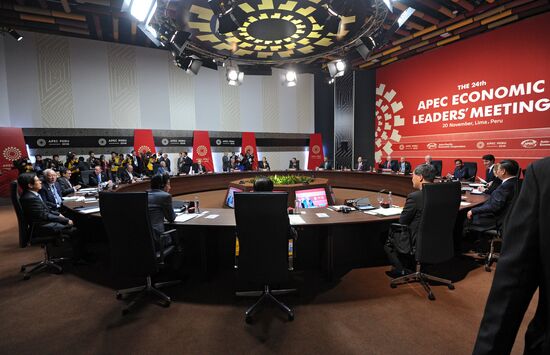 Presient Putin at APEC Summit in Peru. Day Two